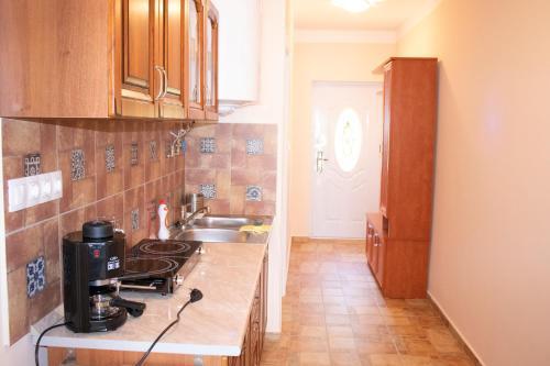 Gy�ngy�m Apartman