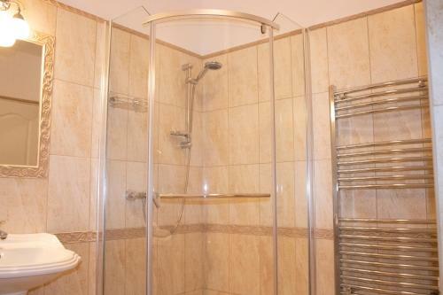 Gy�ngy�m Apartman