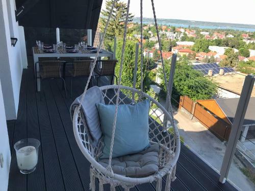 Noah Apartments