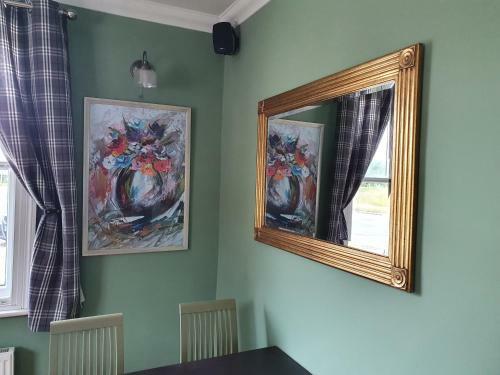 Bed & Breakfast Rooms At The Dove