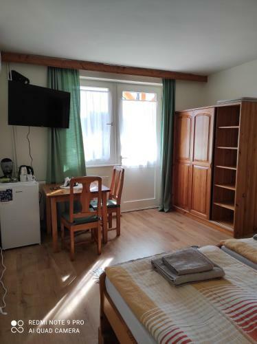Hostal Montana-ederics Vend�gh�z