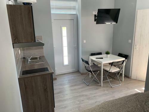 Kinizsi Udvar Apartmanh�z
