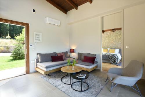Amfikleia Chalet