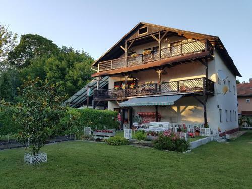 Bed & Breakfast Villa-negra Retro Panzi�