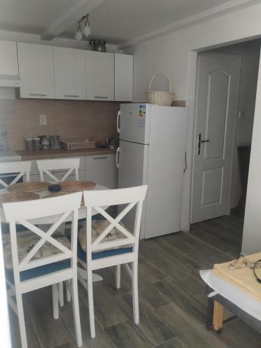 Apartamento Ku?a Za Odmor Miris Mora 3