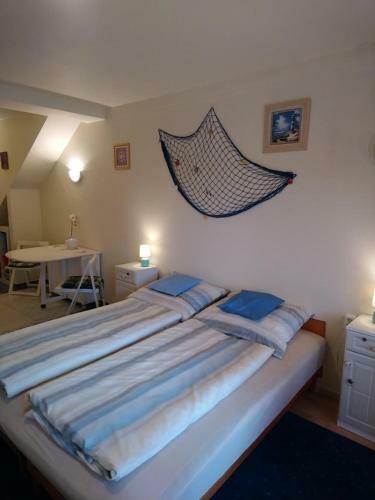 Lili�na Vend�gh�z