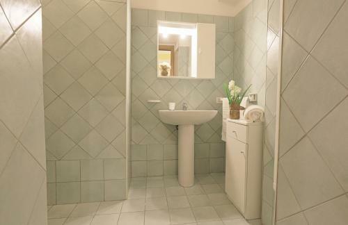 Hostal Toni E Tania - Tourist Rental