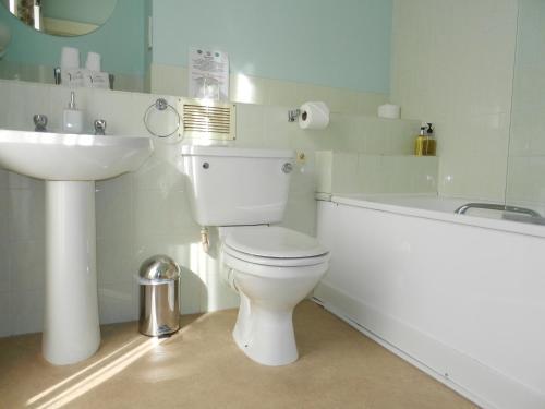 Hostal Brocks Guest House