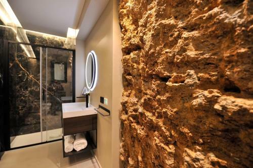 Bed & Breakfast Emesh Boutique Suite