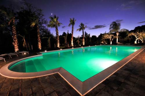 Bed & Breakfast Emesh Boutique Suite