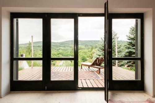 Henye Holiday Homes