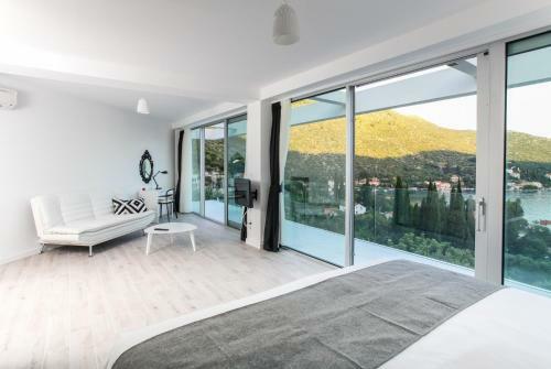 Beautiful Villa Radiance