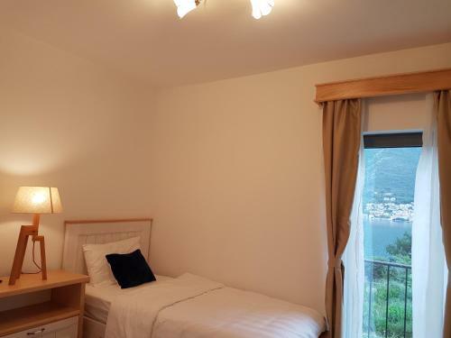 Apartamento Turo Dobrota