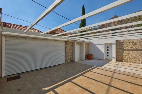 Hedera Estate, Villa Hedera III