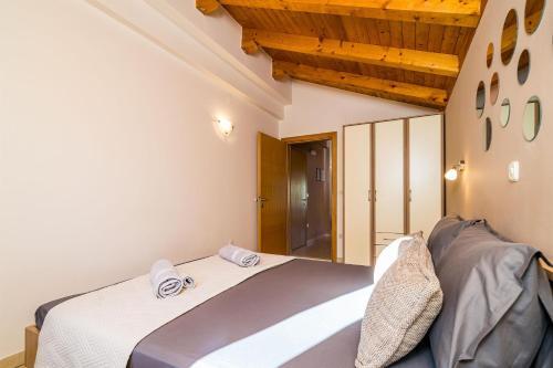 Apartments Kruno