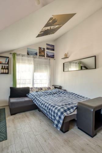 Sea View Studio Apartment In Tivat