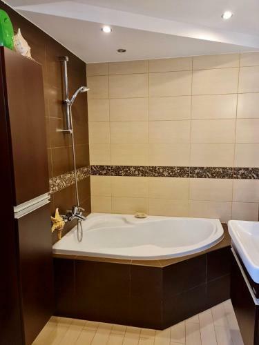 Csitt�nyhegy Villa
