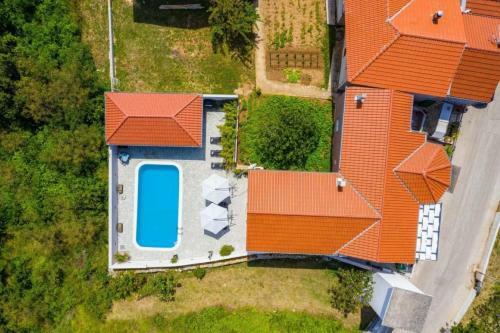 Villa Luxury Villa With Pool