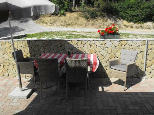 Hostal Ez�sth�d Apartman