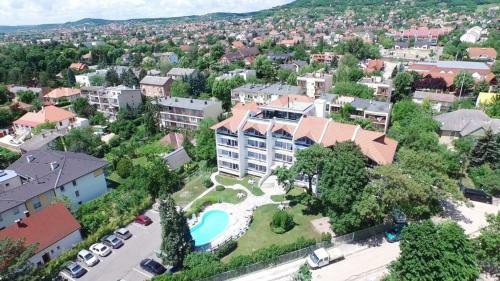 F�red Central Apartman