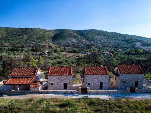 Maritina Houses