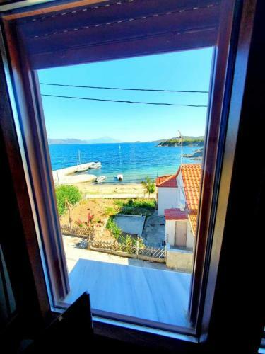 Gianni's Apartment 1 By The Sea
