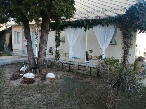 Apartamento Romantikus Kish�zik�