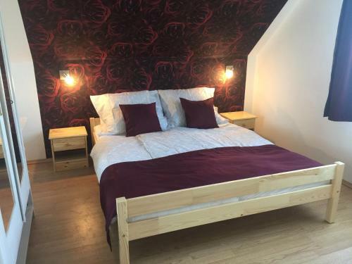 R�zsav�lgy Apartman