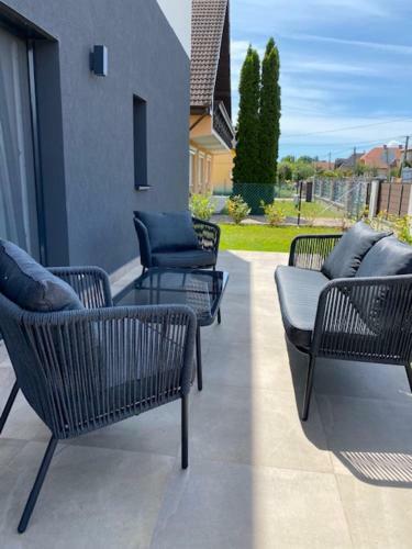 Lelle Sun And Pool Apartments