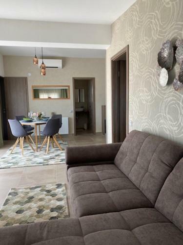 Lelle Sun And Pool Apartments