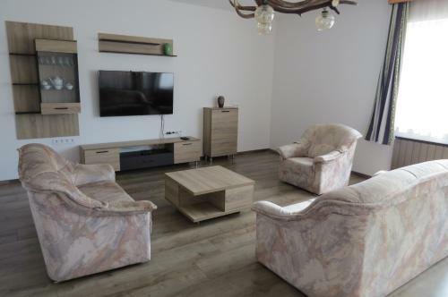 42 F�r�helyes Apartman