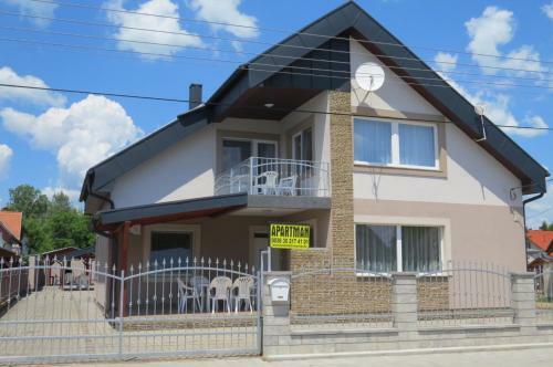42 F�r�helyes Apartman - A25029