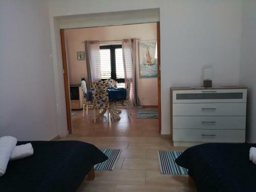 Hostal Poseidon Holiday Guesthouse