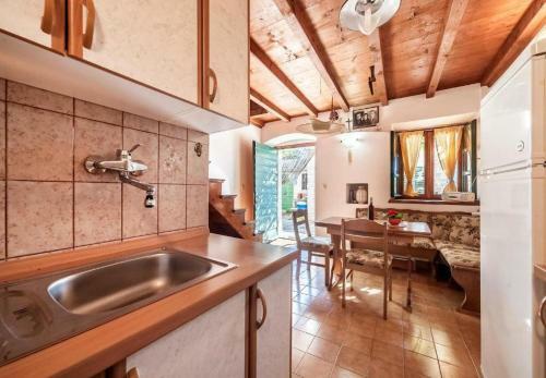 Holiday Home Duje - Nature
