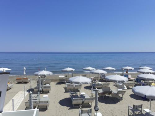 Alassio Superior Apartment With Garage