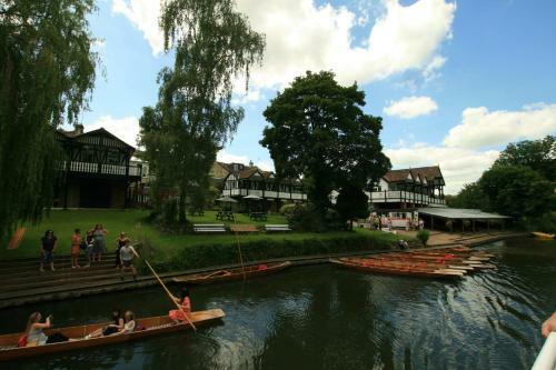 Bath Boating Station