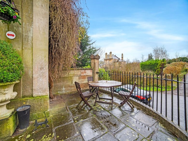 Bed & Breakfast Bailbrook Lodge