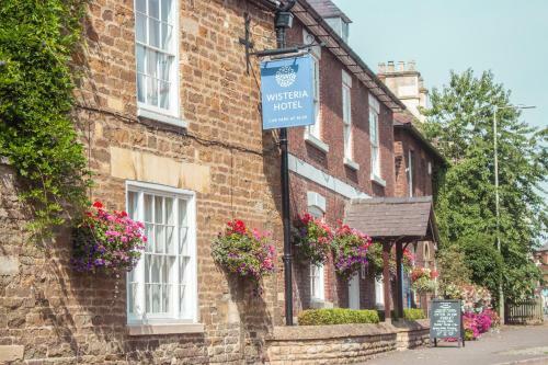 Old Wisteria Hotel