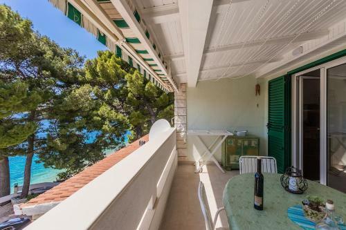Apartments Anki - 15 M From Sea