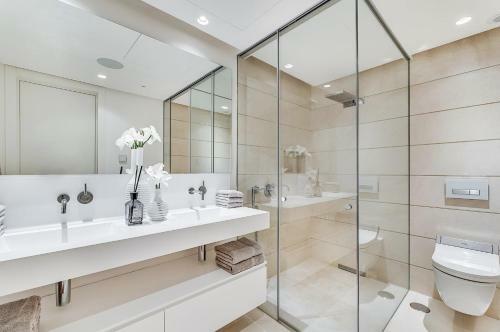 Mondrian Luxury Suites & Villas