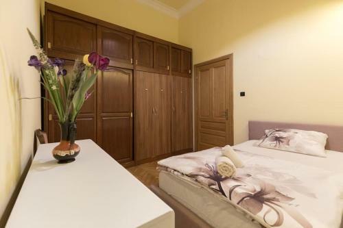 Apartamentos Golden Star
