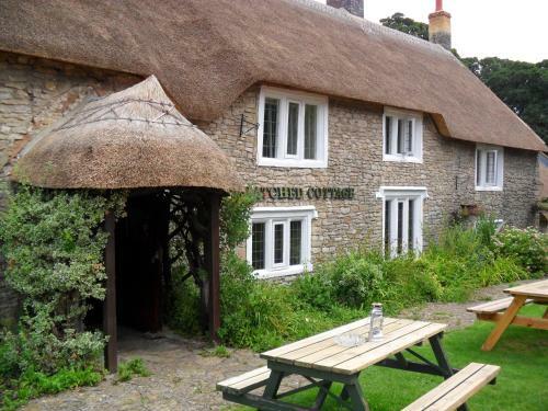 Posada Thatched Cottage