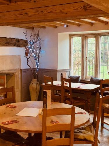 Posada Thatched Cottage