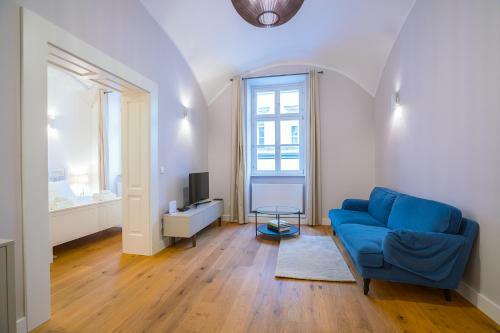 Deluxe Apartment Talia