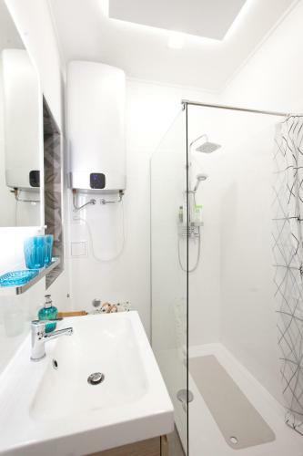 Apartamento Hidden Gem - Quiet & Modern - Walk Everywhere