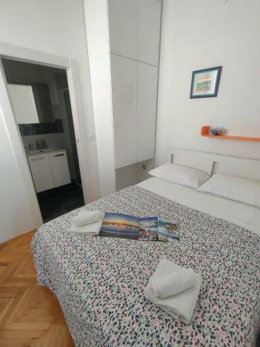 Hostal The Nice Dreams Studio Apartment