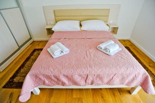 Apartment Domalu Old Town