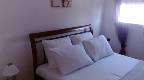 Apartment Yelena Rose West