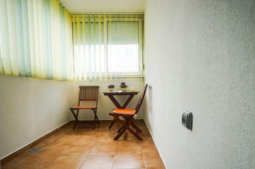 Floral Apartment