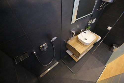 Hostal Rooms Bura I Jugo